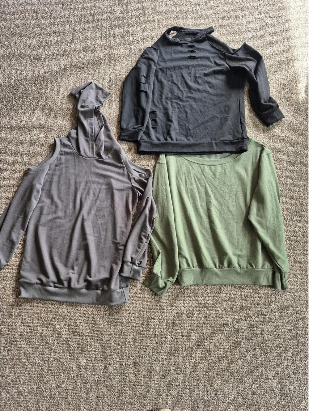 78&Sunny Women's Medium Sweatshirt Bundle - Black, Gray, Green
